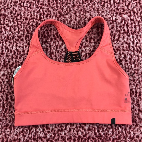 🎉✨💥 Host Pick 🎉✨💥 - Women’s Nike Sports Bra - Picture 2 of 6